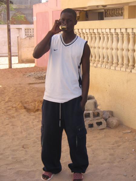 weuz il boit du the