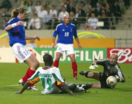 bouba diop 1er buteur du mondial 2002
